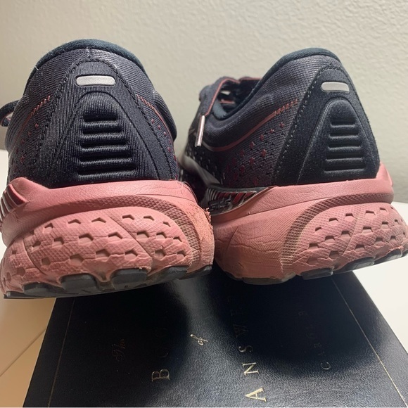 BROOKS | Women’s Adrenaline GTS 21 - Sz 9 Wide (D) - Picture 9 of 11